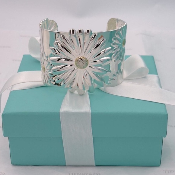 Tiffany & Co. Daisy Wide Cuff Bracelet Sterling Silver 925 Gift Box Vintage 2003 - Picture 9 of 14